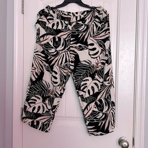 Susan Graver Leaf Print Pants